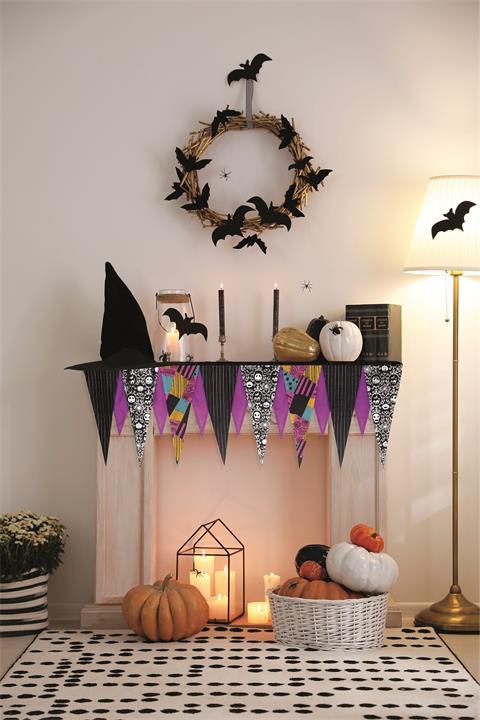 MANTEL DECOR