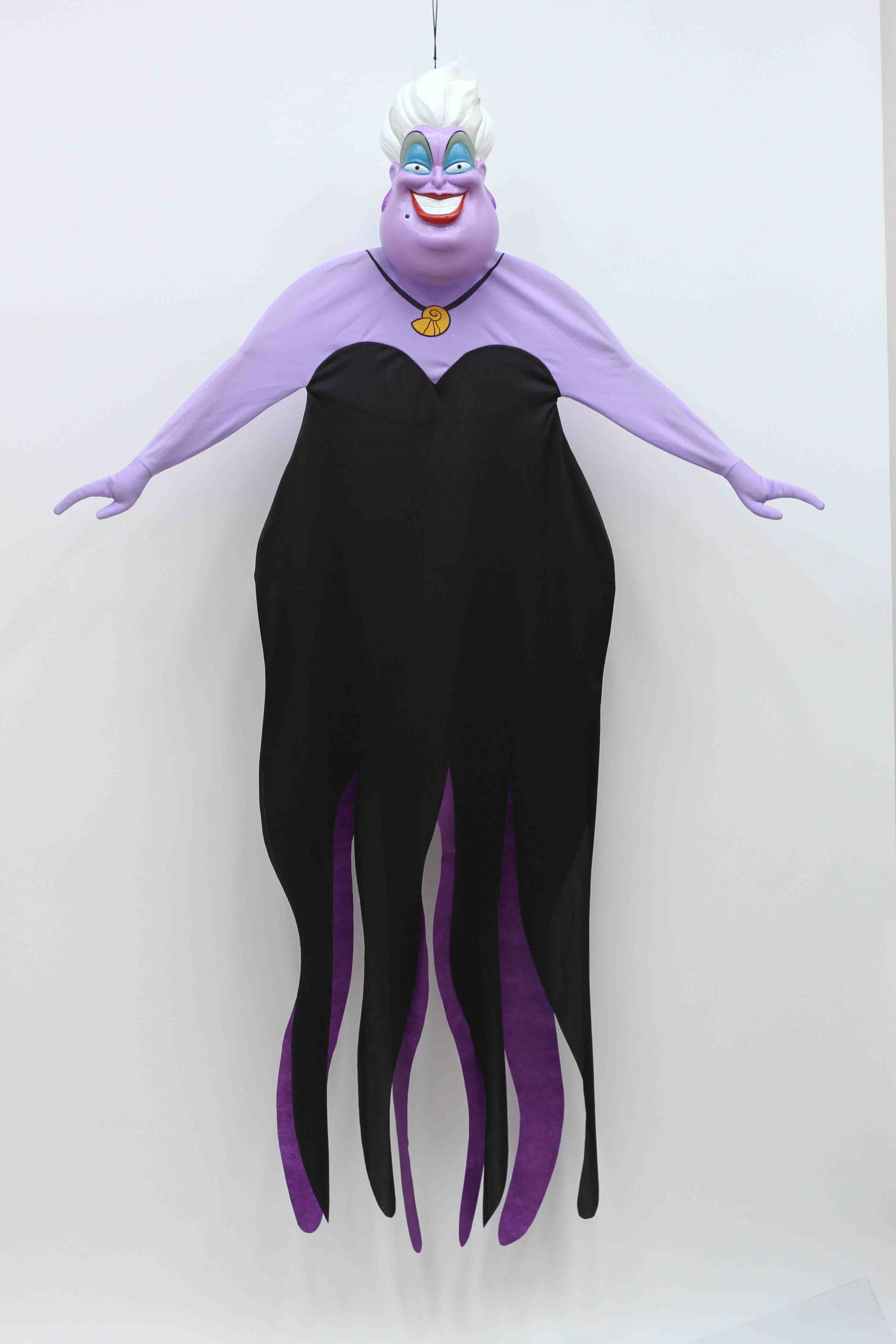 DISNEY VILLAINS LARGE  URSULA  HANGING DECOR